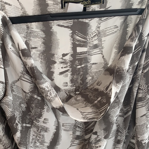 ✅ $10 ADD-ON ONLY ✅ Cold Shoulder Grey+ White belted summer dress ✅ $10 ADD-ON - Picture 11 of 12